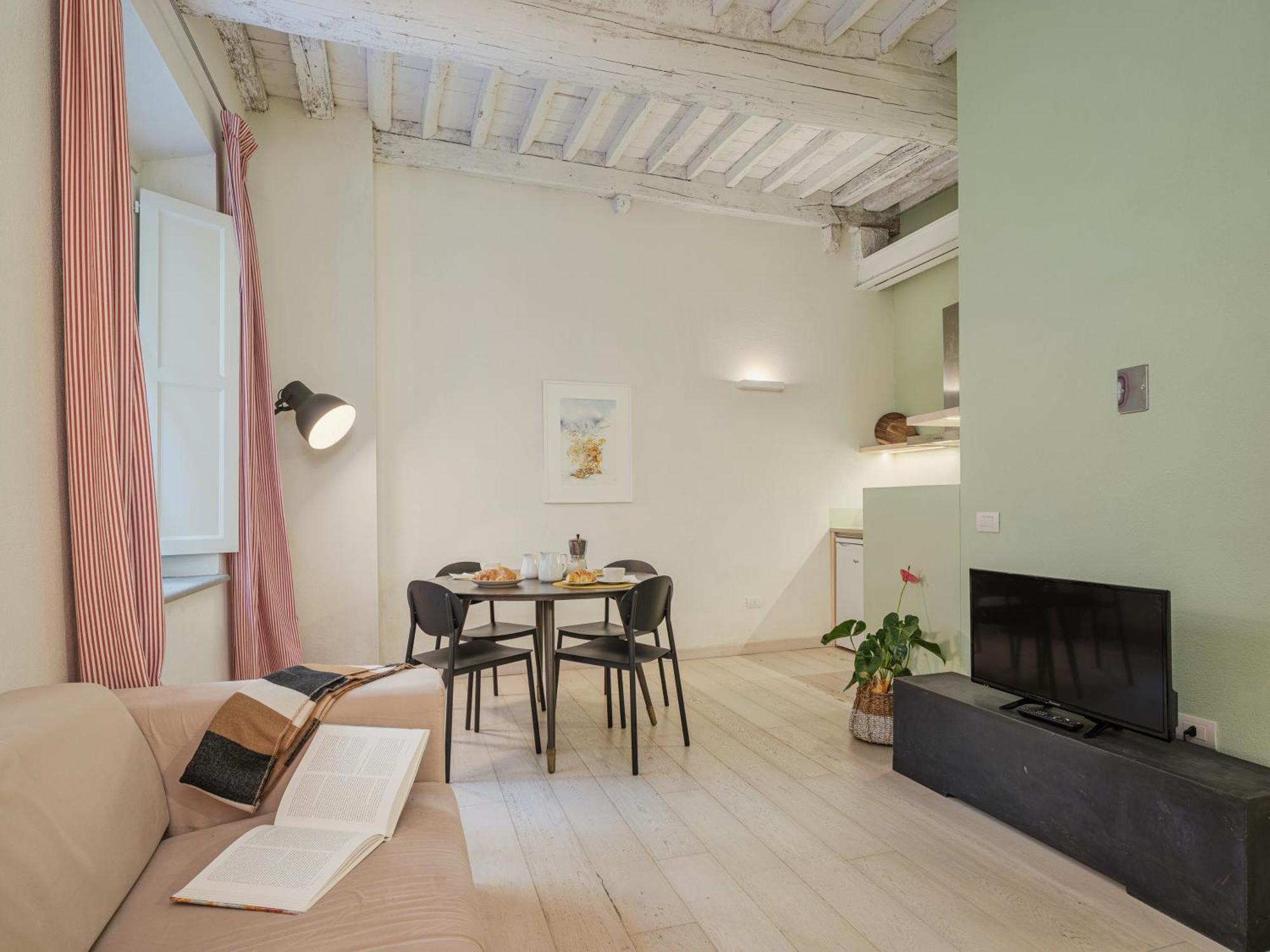 Residenza Degli Artisti Apartments Лукка Экстерьер фото